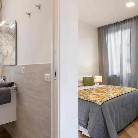 Downtown_blossom With Small Terrace *